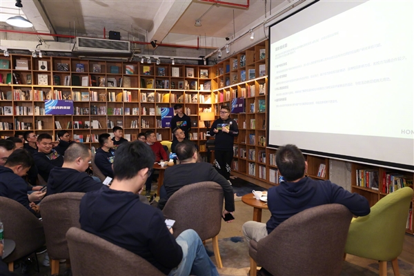 荣耀赵明：Magic系列将超越华为Mate！三个细节透露荣耀全新Magic底气-牛魔博客