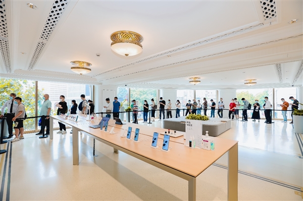 从跌落谷底到巅峰相见:是什么让华为Mate手机又活了过来?-牛魔博客 从跌落谷底到巅峰相见:是什么让华为Mate手机又活了过来?-牛魔博客